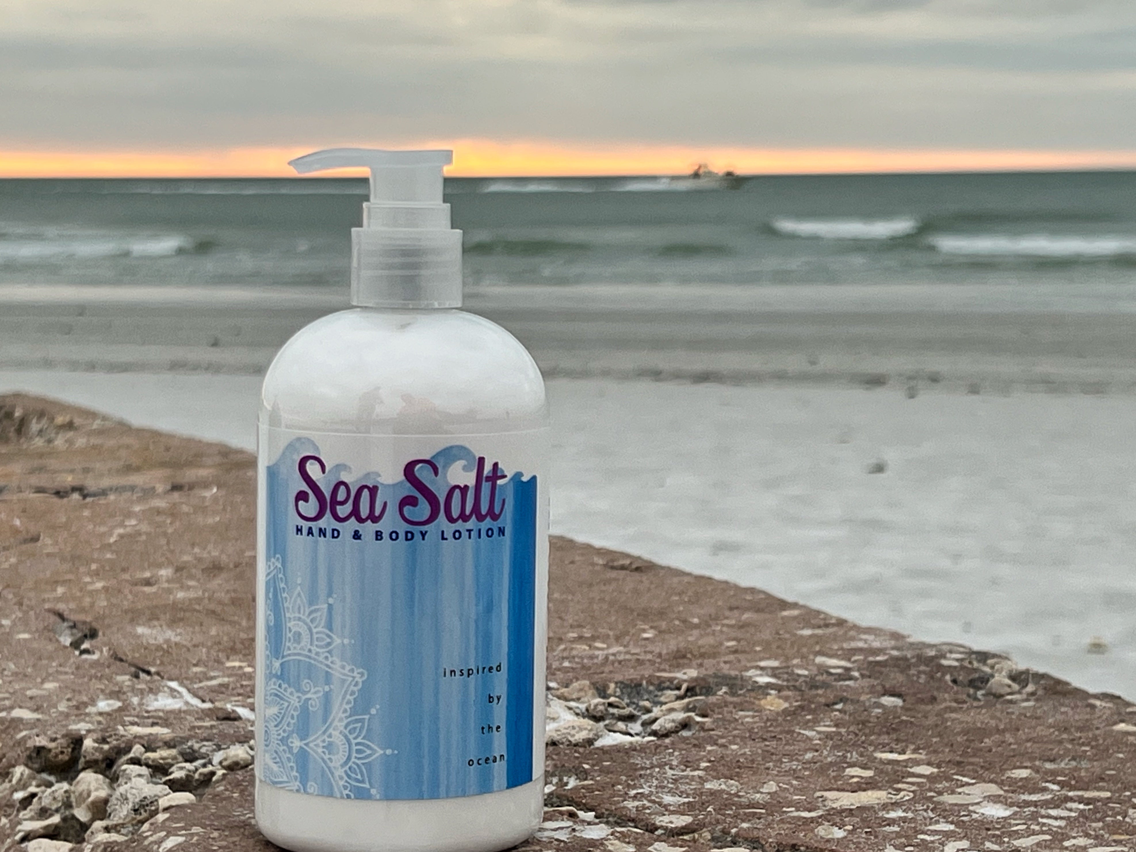 SEA SALT HAND & BODY LOTION 16 oz or 2 oz